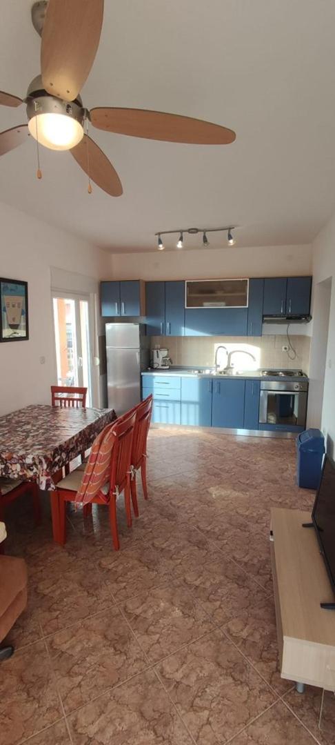 Apartment Visum Primosten Exterior photo